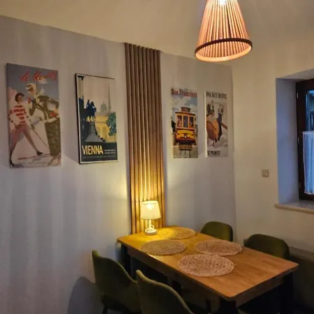 Iskra Apartmán *